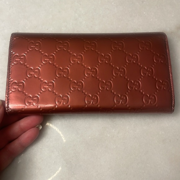 PRICE DROP Gucci micro GG long wallet with GG gold tone heart - Picture 3 of 17
